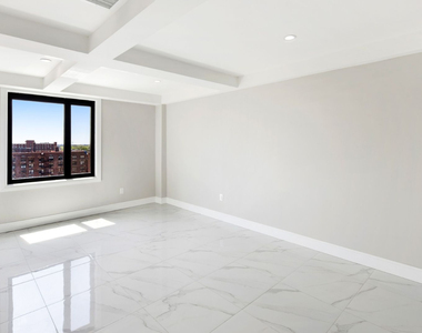 177-30 Wexford Terrace - Photo Thumbnail 4