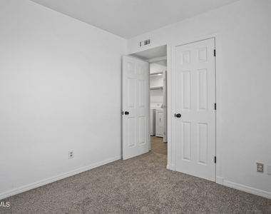 604 Upson Drive - Photo Thumbnail 7