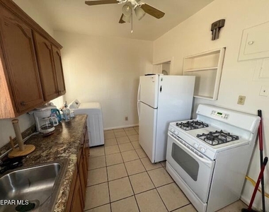 3120 Morehead Avenue - Photo Thumbnail 8
