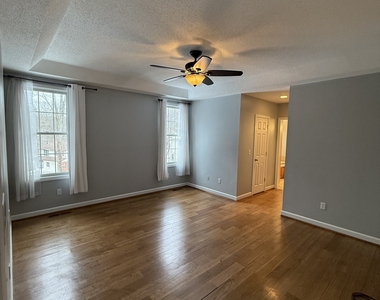 104 Valley View Road - Photo Thumbnail 25