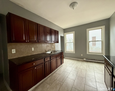 72 Burton Street - Photo Thumbnail 2