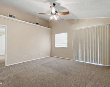 732 Desert Sage Drive - Photo Thumbnail 18