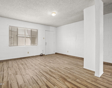 4006 Laredo Avenue - Photo Thumbnail 14