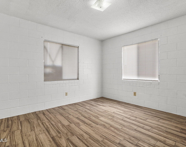 4006 Laredo Avenue - Photo Thumbnail 7