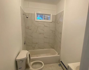 220 Maplewood Avenue - Photo Thumbnail 6