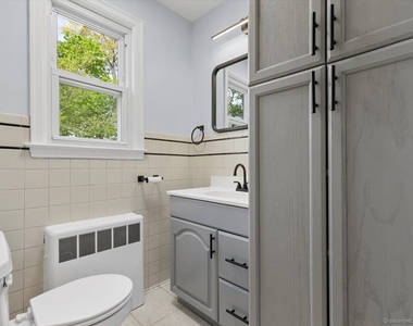 119 Sunnyside Court - Photo Thumbnail 10