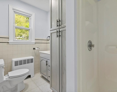 119 Sunnyside Court - Photo Thumbnail 11
