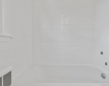 119 Sunnyside Court - Photo Thumbnail 18
