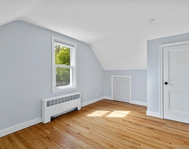 119 Sunnyside Court - Photo Thumbnail 16