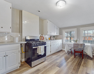 24 Madison Street - Photo Thumbnail 3