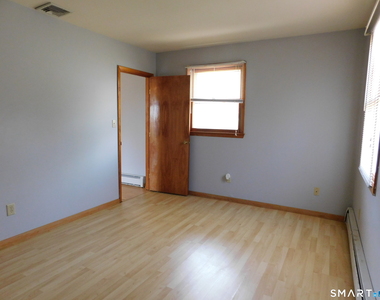 4754 Madison Avenue - Photo Thumbnail 5