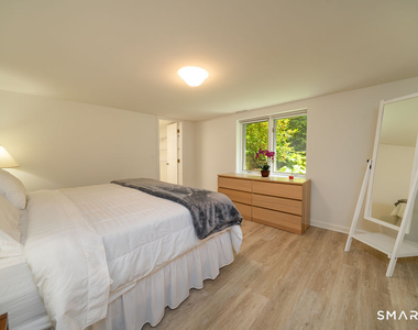 133 Linden Avenue - Photo Thumbnail 7