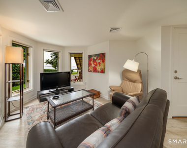 133 Linden Avenue - Photo Thumbnail 2