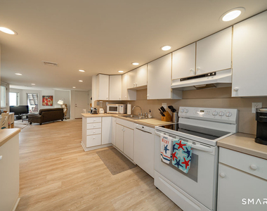 133 Linden Avenue - Photo Thumbnail 6