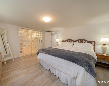 133 Linden Avenue - Photo Thumbnail 8
