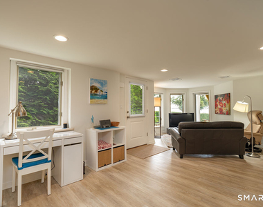 133 Linden Avenue - Photo Thumbnail 4
