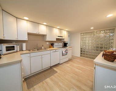 133 Linden Avenue - Photo Thumbnail 5