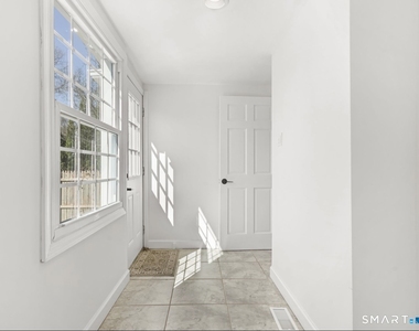 709 Tunxis Hill Road - Photo Thumbnail 8