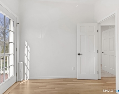 709 Tunxis Hill Road - Photo Thumbnail 12