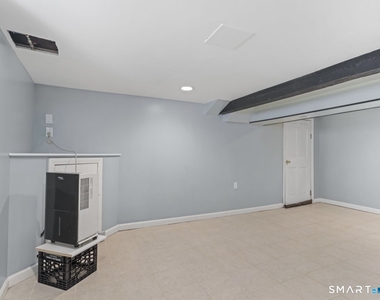 709 Tunxis Hill Road - Photo Thumbnail 21