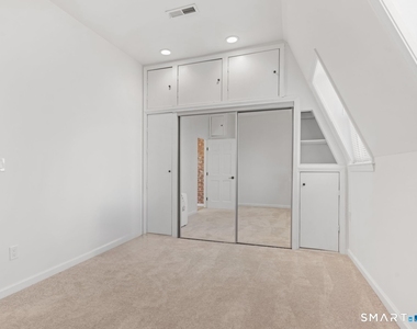 709 Tunxis Hill Road - Photo Thumbnail 17