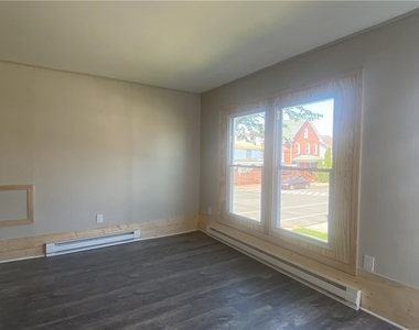 201 Irving Ave. - Photo Thumbnail 6