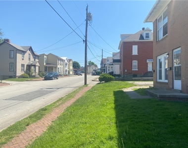 201 Irving Ave. - Photo Thumbnail 14