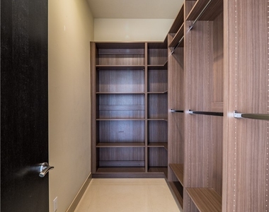 7447 Yonie Court - Photo Thumbnail 27