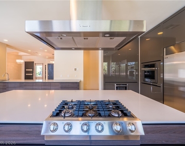 7447 Yonie Court - Photo Thumbnail 8