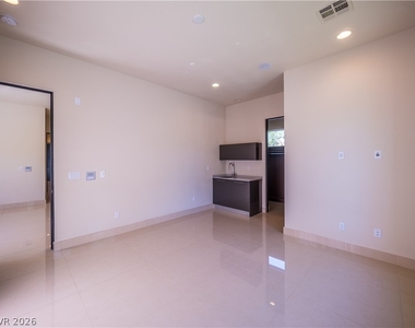 7447 Yonie Court - Photo Thumbnail 40