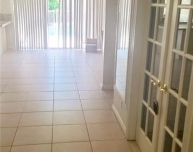 3301 Beach Port Drive - Photo Thumbnail 6