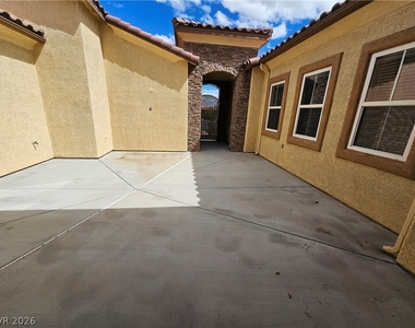 7815 Galloping Hills Street - Photo Thumbnail 2