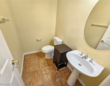 7815 Galloping Hills Street - Photo Thumbnail 15