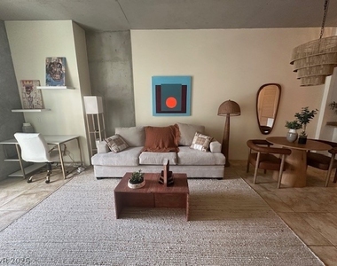 353 E Bonneville Avenue - Photo Thumbnail 5
