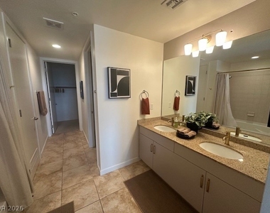 353 E Bonneville Avenue - Photo Thumbnail 12