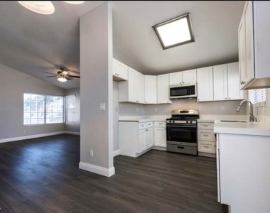 1012 Holliston Circle - Photo Thumbnail 1