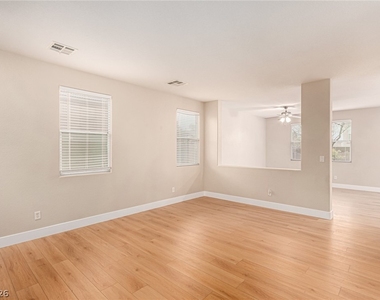 11209 Salentino Avenue - Photo Thumbnail 11