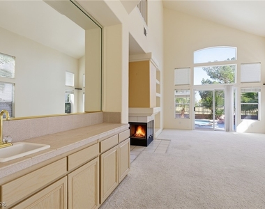 9236 Eagle Ridge Drive - Photo Thumbnail 6