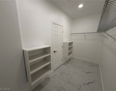 5501 Alden Bend Drive - Photo Thumbnail 14