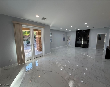 5501 Alden Bend Drive - Photo Thumbnail 4