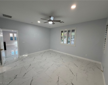 5501 Alden Bend Drive - Photo Thumbnail 10