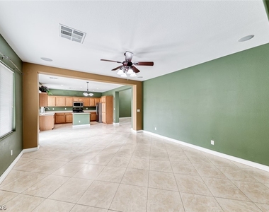 6342 Heather Creek Place - Photo Thumbnail 10