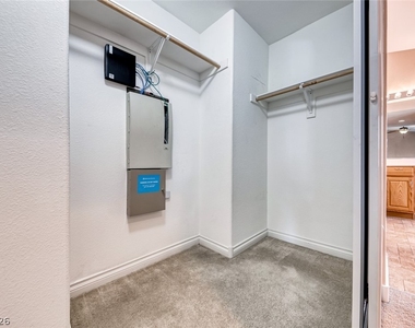 6342 Heather Creek Place - Photo Thumbnail 24