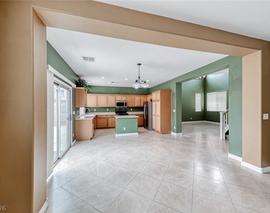 6342 Heather Creek Place - Photo Thumbnail 9