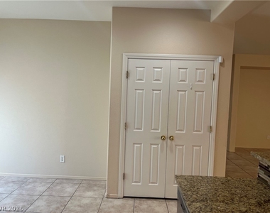 10922 Moonbeam Glow Lane - Photo Thumbnail 36