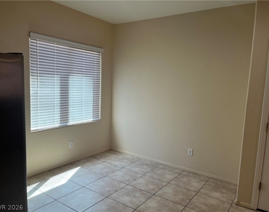 10922 Moonbeam Glow Lane - Photo Thumbnail 16