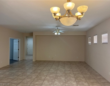 10922 Moonbeam Glow Lane - Photo Thumbnail 19