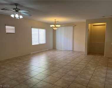 10922 Moonbeam Glow Lane - Photo Thumbnail 8