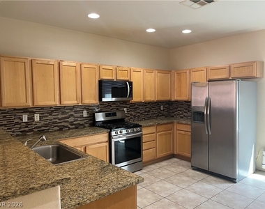 10922 Moonbeam Glow Lane - Photo Thumbnail 24