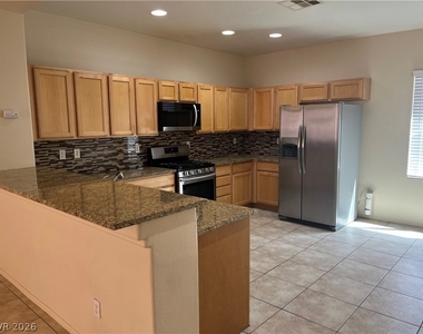 10922 Moonbeam Glow Lane - Photo Thumbnail 15